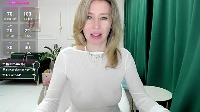 Jolie Ozolla online show from January 29, 2:21 pm