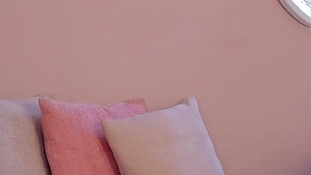 martinaaricci online show from September 19, 1:34 pm