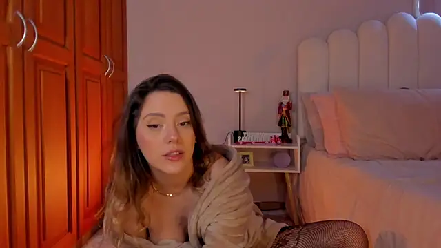 martinaaricci online show from December 4, 2:15 pm