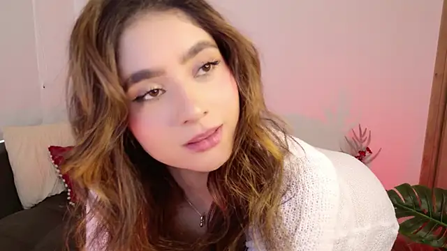 pamela  mar online show from December 2, 9:10 pm