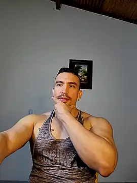 Snapshot of jhay-crux chatting on December 12, 10:34 am jhay-crux online show from December 12, 10:34 am