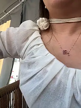 Efangfang online show from December 30, 8:43 am