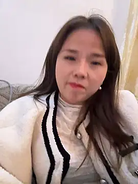 Efangfang online show from January 18, 12:15 pm