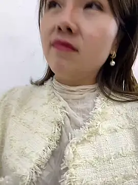 Efangfang online show from February 5, 11:55 am