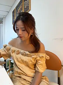 Efangfang online show from November 12, 11:32 am