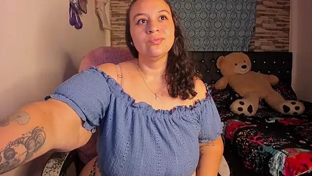 Snapshot of Imluna93 chatting on September 21, 4:58 am Imluna93 online show from September 21, 4:58 am