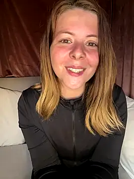 Snapshot of Nina_blain chatting on September 22, 8:49 am Nina blain online show from September 22, 8:49 am