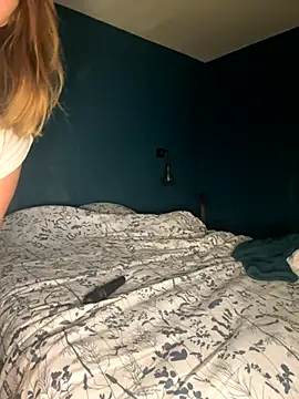 Snapshot of Nina_blain chatting on October 3, 10:12 am Nina blain online show from October 3, 10:12 am