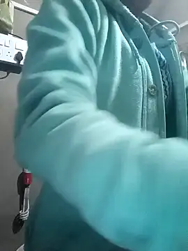 Snapshot of Angel-life chatting on December 16, 3:51 am Angel-life online show from December 16, 3:51 am