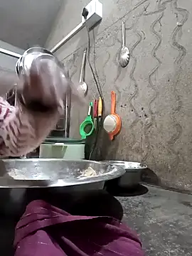 Snapshot of Angel-life chatting on January 16, 5:53 am Angel-life online show from January 16, 5:53 am