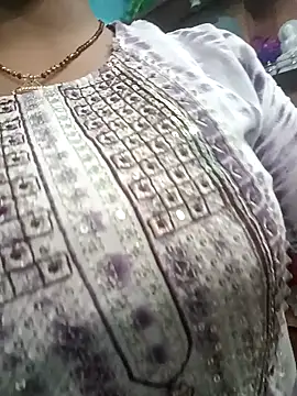 Snapshot of Angel-life chatting on February 9, 7:49 am Angel-life online show from February 9, 7:49 am