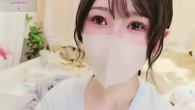 Snapshot of Conatsu chatting on April 2, 9:56 pm Conatsu online show from April 2, 9:56 pm