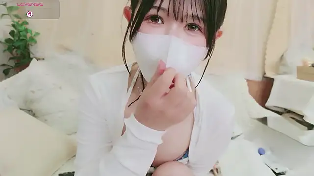 Snapshot of Conatsu chatting on May 21, 2:24 pm Conatsu online show from May 21, 2:24 pm