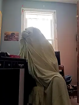 Bigloggz online show from February 9, 7:40 pm