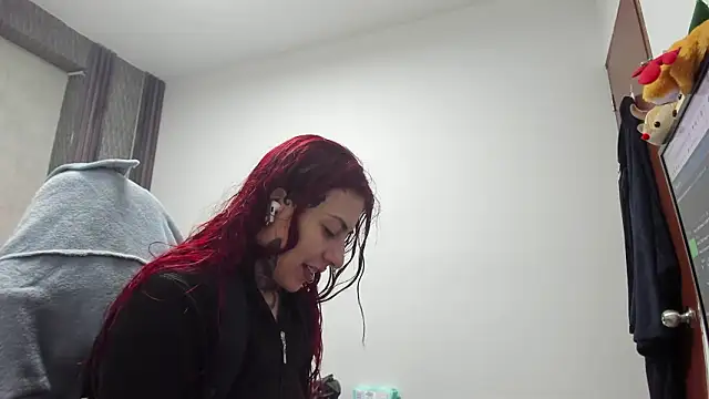 selene red  online show from March 17, 1:21 am