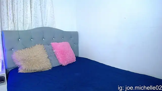 Snapshot of AnnyMichelle_ chatting on September 20, 1:06 am AnnyMichelle online show from September 20, 1:06 am
