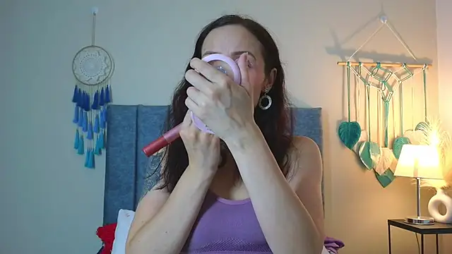 IberianMoonMK online show from November 15, 6:26 pm