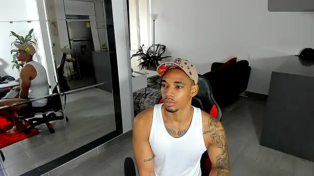 TROYWESLY- online show from October 30, 12:17 pm