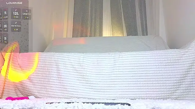 Tasha Miu online show from December 15, 5:31 pm