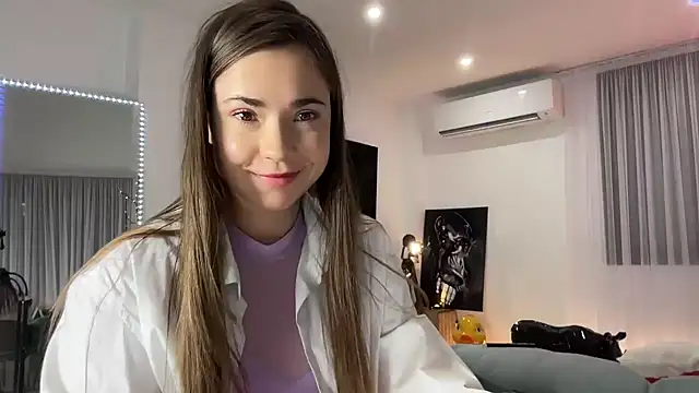 Mika Miller online show from November 9, 11:25 pm