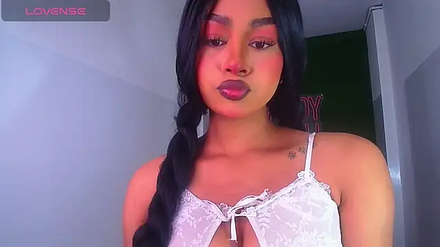 Snapshot of brenda_a_ chatting on December 18, 10:51 am brenda a online show from December 18, 10:51 am