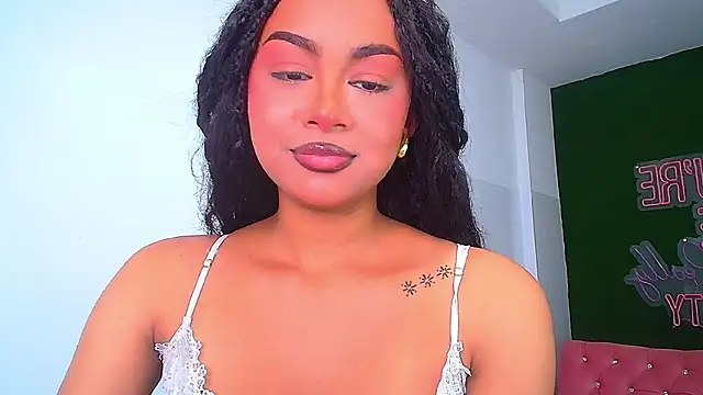 Snapshot of brenda_a_ chatting on January 11, 2:04 pm brenda a online show from January 11, 2:04 pm