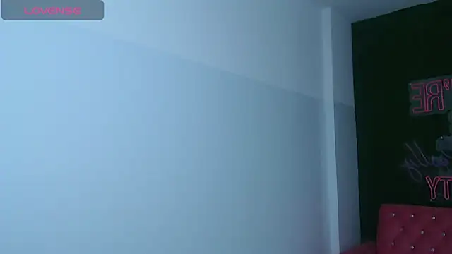 Snapshot of brenda_a_ chatting on January 24, 2:19 pm brenda a online show from January 24, 2:19 pm