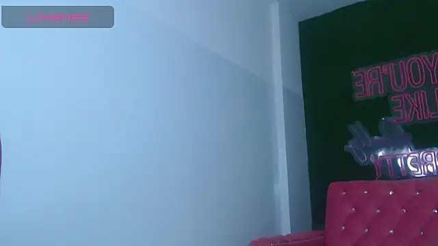 Snapshot of brenda_a_ chatting on February 18, 1:44 pm brenda a online show from February 18, 1:44 pm