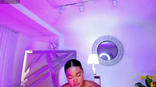 madisson davon online show from December 14, 5:36 pm