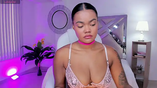 madisson davon online show from January 7, 1:35 pm