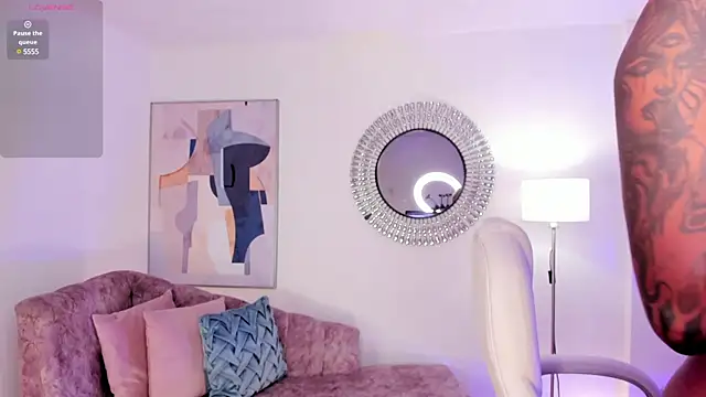 madisson davon online show from February 6, 4:03 pm