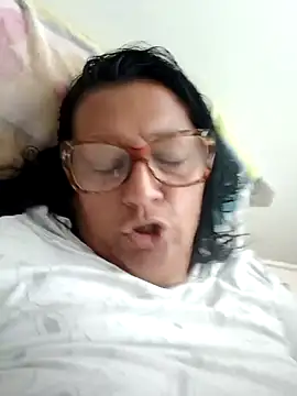 Snapshot of Victoria_Red01 chatting on February 13, 8:13 pm Victoria Red01 online show from February 13, 8:13 pm