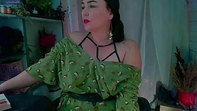 Snapshot of _Cloud_Atlas_ chatting on February 14, 10:49 am  Cloud Atlas  online show from February 14, 10:49 am