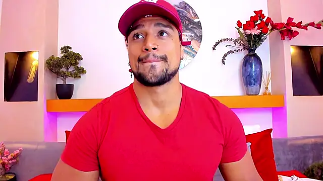 MikeEstevess online show from February 6, 8:39 am