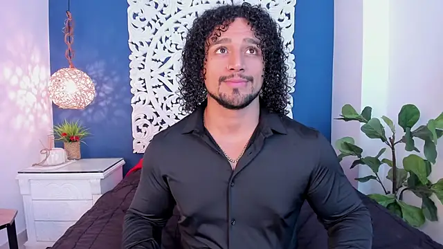 MikeEstevess online show from February 8, 6:01 am