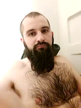 hungandnerdy420 online show from February 3, 12:09 am