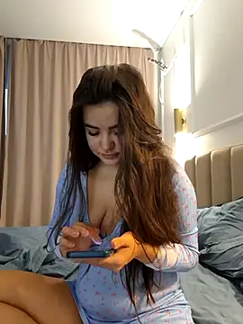 stacy stoone online show from April 8, 1:49 am