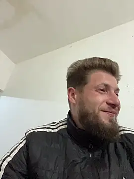 Snapshot of jimmyy_ chatting on April 13, 8:14 pm jimmyy online show from April 13, 8:14 pm