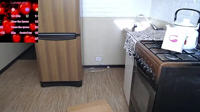 sweetpeash33 online show from February 13, 8:17 am