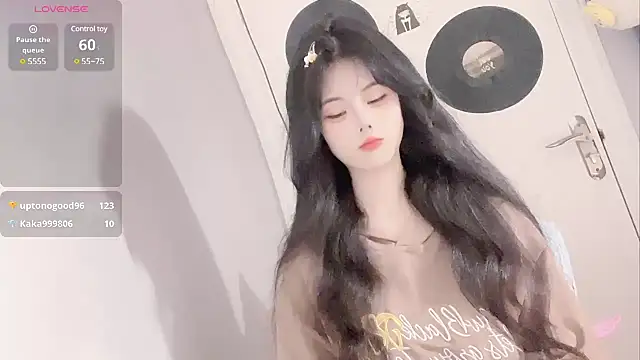 Qedgjwyz1 online show from March 11, 12:11 am