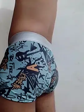 AmnionicDemeanor online show from December 5, 6:04 pm