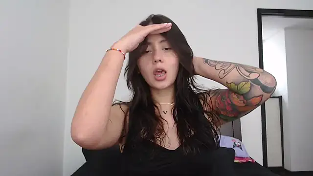 Snapshot of rebecca_collin chatting on February 17, 3:08 pm rebecca collin online show from February 17, 3:08 pm