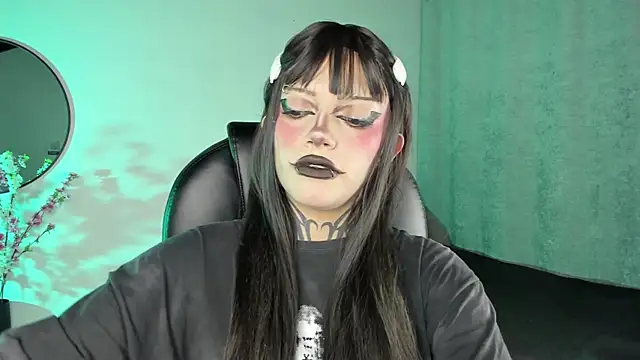 LilithMadness online show from September 26, 4:27 am