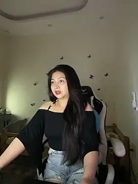 MiMi 0293 online show from April 25, 3:20 pm