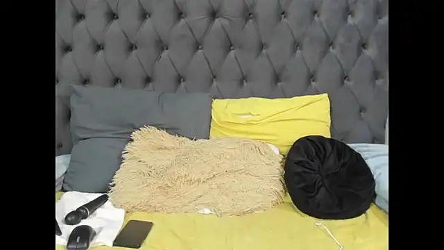 DIRTYTALKINQUEEN online show from September 11, 4:51 pm