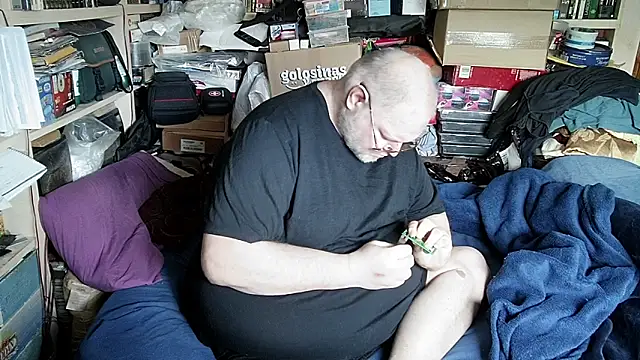 hadeszeuss2 online show from February 16, 2:35 pm