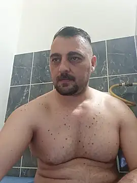 Snapshot of Mirkoxxx@xh chatting on June 10, 7:46 pm Mirkoxxxxh online show from June 10, 7:46 pm