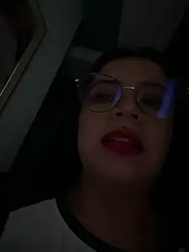 Devilsweet17 online show from February 1, 4:11 am