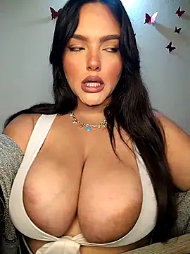 Snapshot of Faith_madison18 chatting on January 17, 5:23 am Faith madison18 online show from January 17, 5:23 am