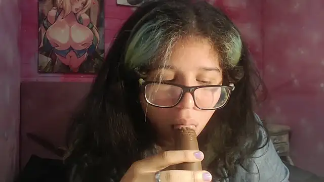 selenablairx online show from March 10, 7:10 am